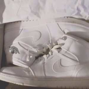 White, Size 11.5, Nike Air Jordan's